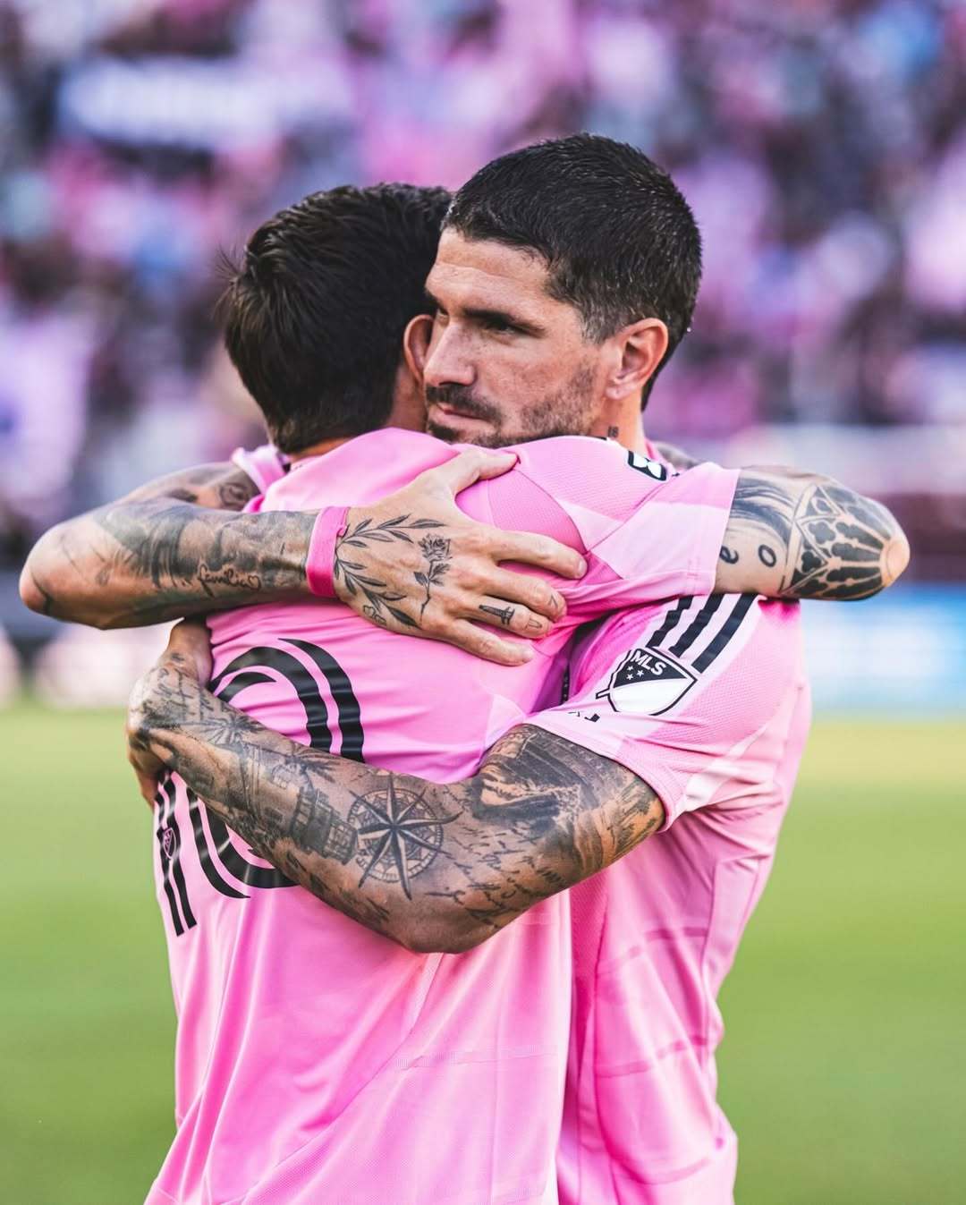 爱游戏登陆入口里程碑夜！切尔西造点机会，意甲赛前刷纪录，更衣室稳定，身体对抗强度拉满的简单介绍